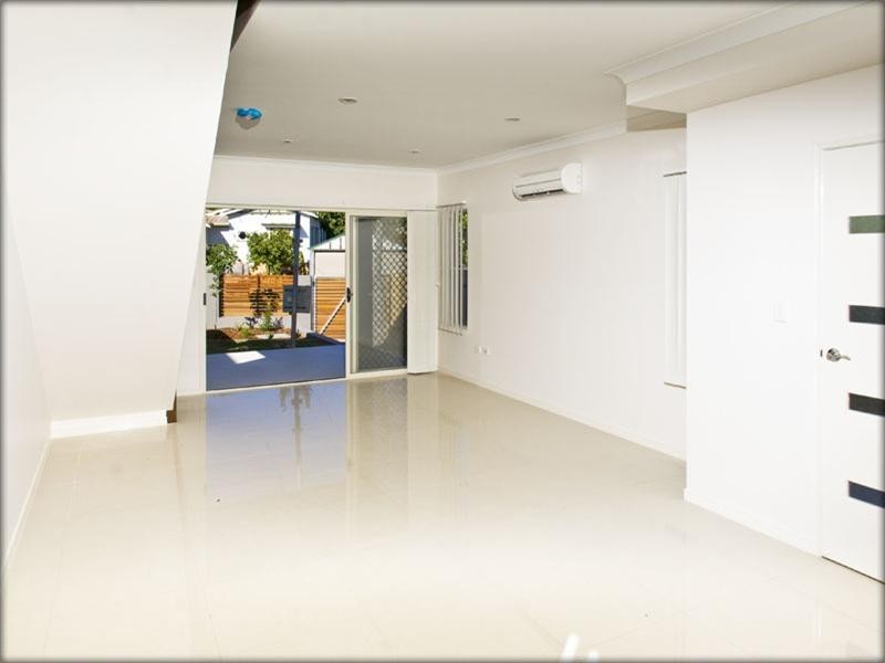 1/52 Helles Street, Moorooka QLD 4105