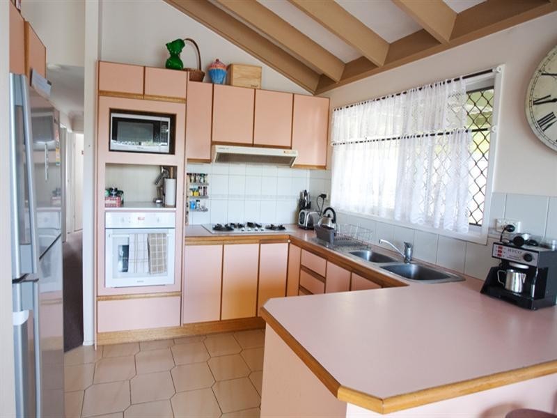 42 Pandeen Road, Rochedale South QLD 4123