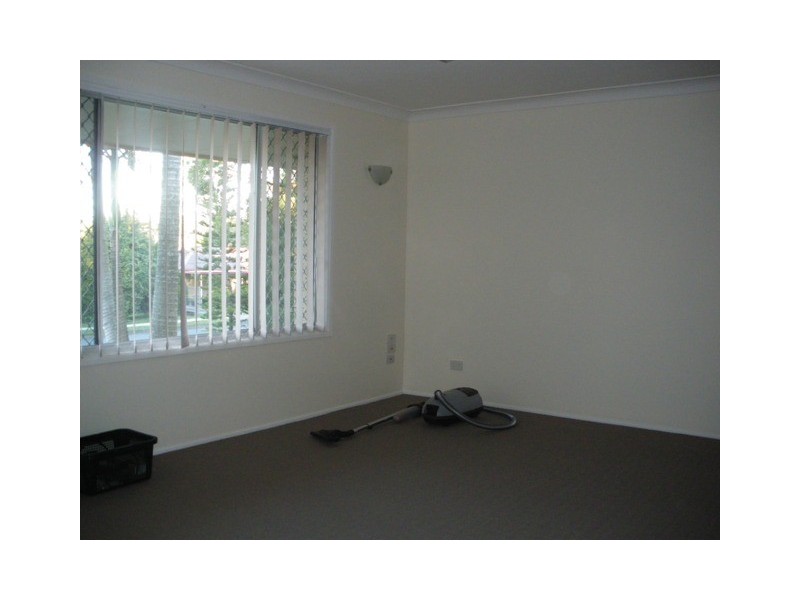 8 Belconnen Street, Rochedale South QLD 4123