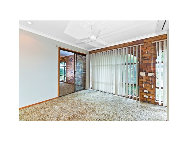 22 Van Dieman Crescent, Springwood QLD 4127