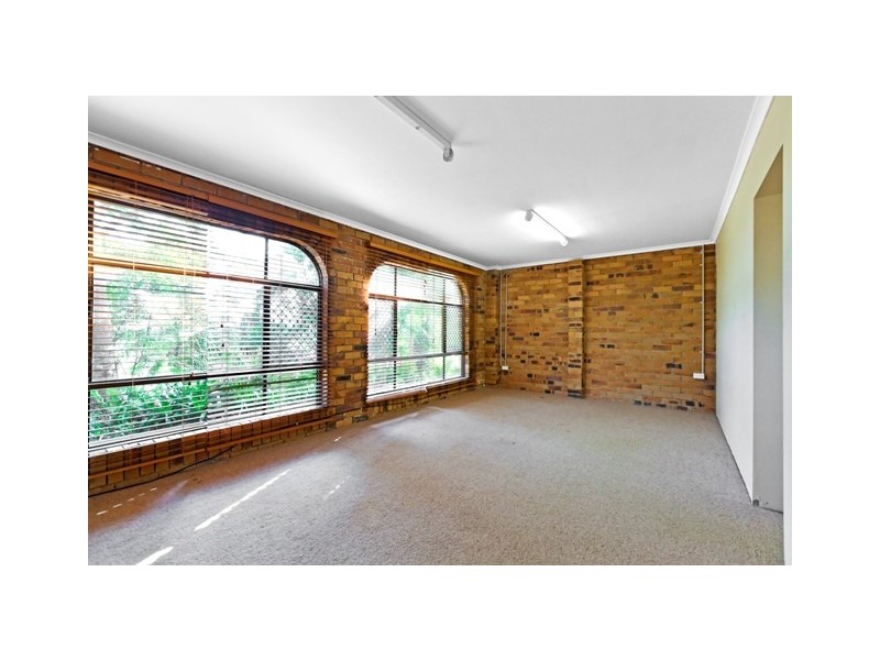 22 Van Dieman Crescent, Springwood QLD 4127