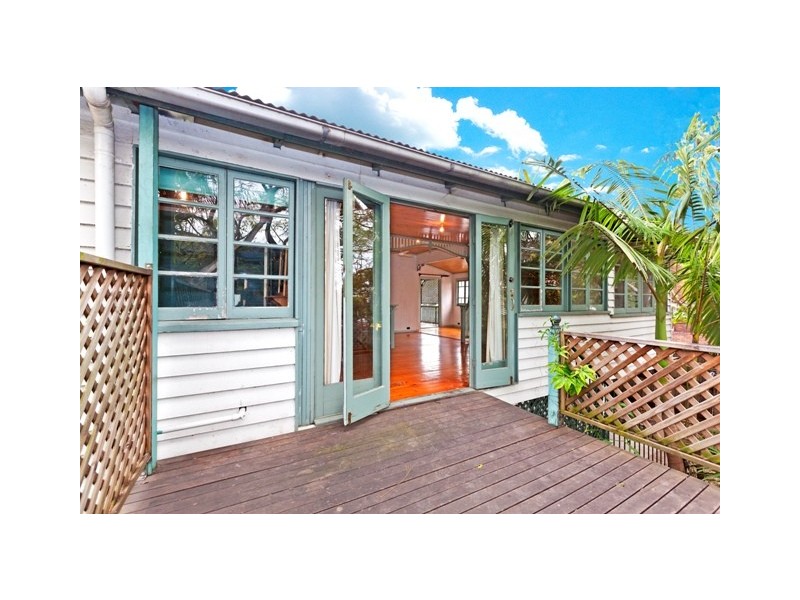 19 Cairns Street, East Brisbane QLD 4169