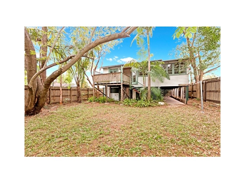 19 Cairns Street, East Brisbane QLD 4169