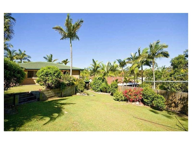 8 Jamie Grove, Springwood QLD 4127