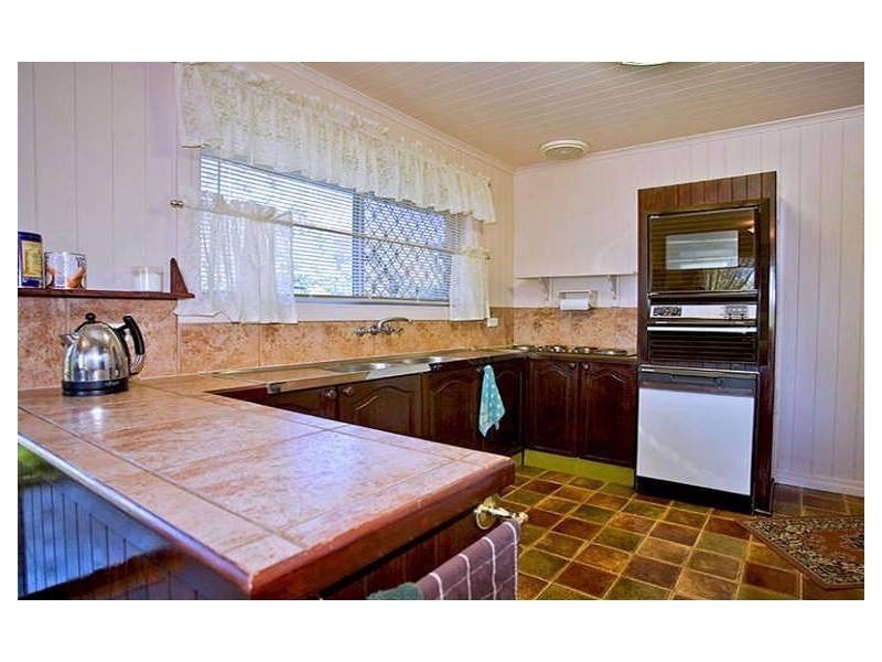 8 Jamie Grove, Springwood QLD 4127
