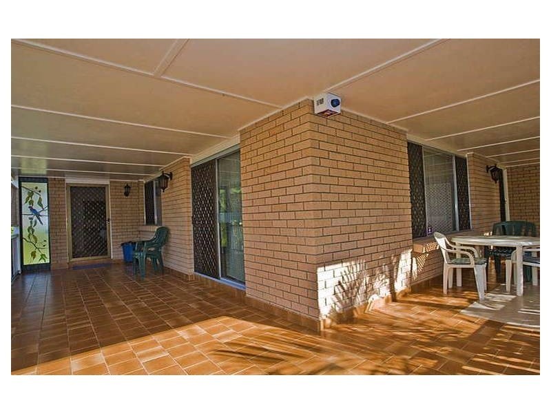 8 Jamie Grove, Springwood QLD 4127