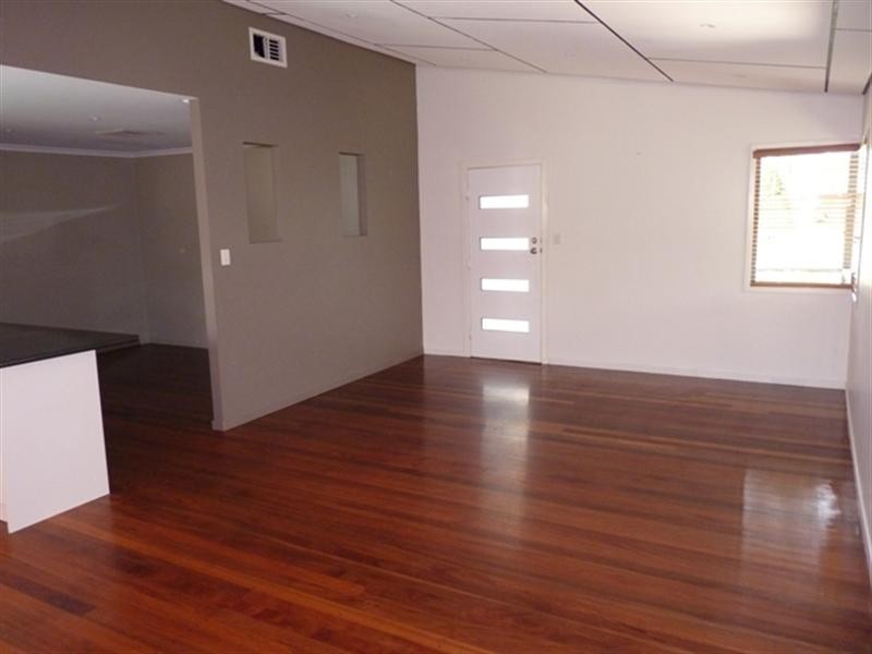 37 Pear Street, Runcorn QLD 4113