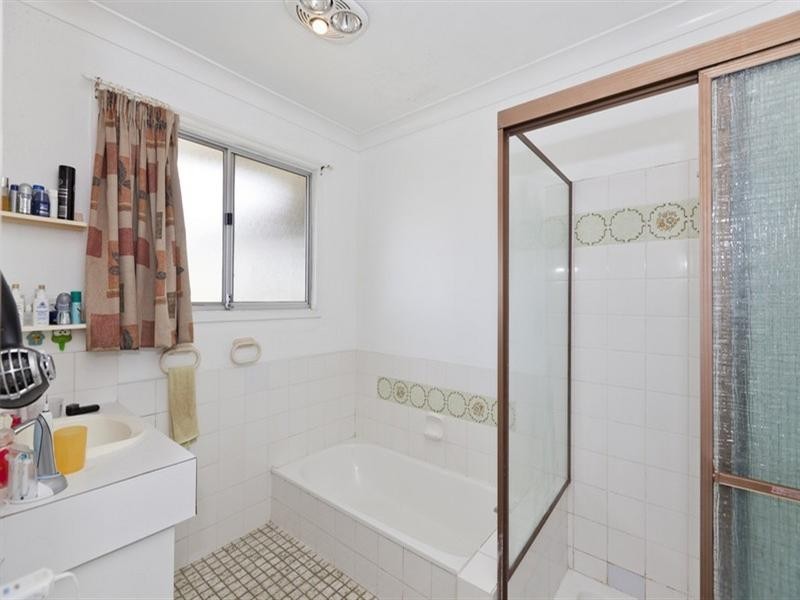 6 Kori Crescent, Rochedale South QLD 4123