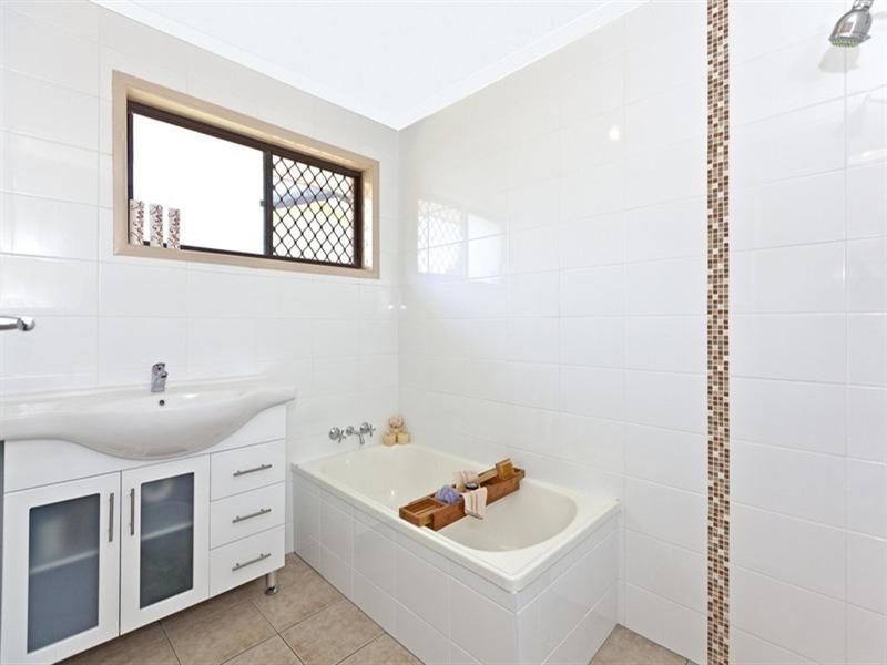 127 Parfrey Road, Rochedale South QLD 4123