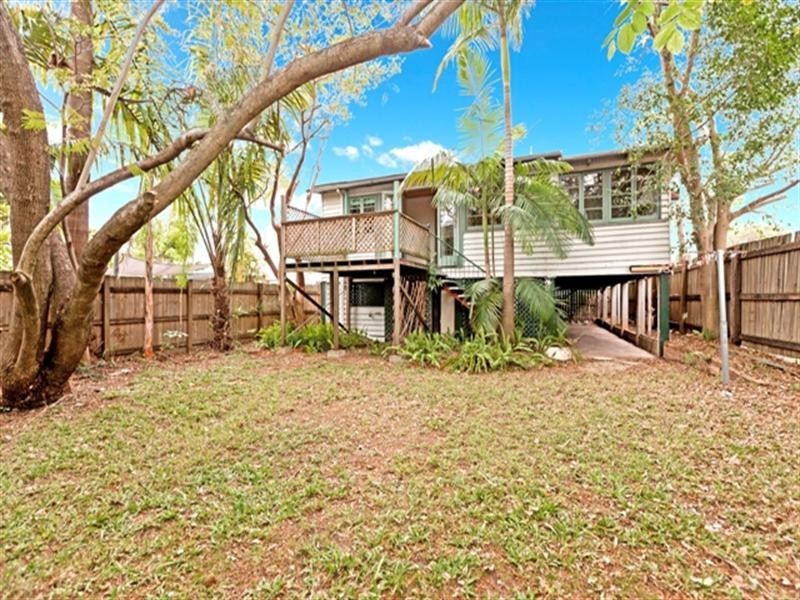 19 Cairns Street, East Brisbane QLD 4169