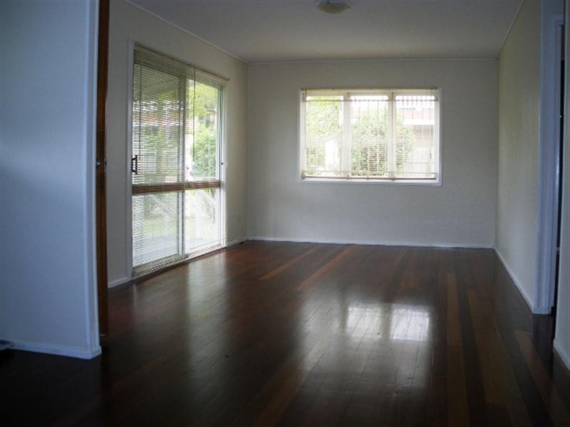 33 Binnalong Street, Rochedale South QLD 4123