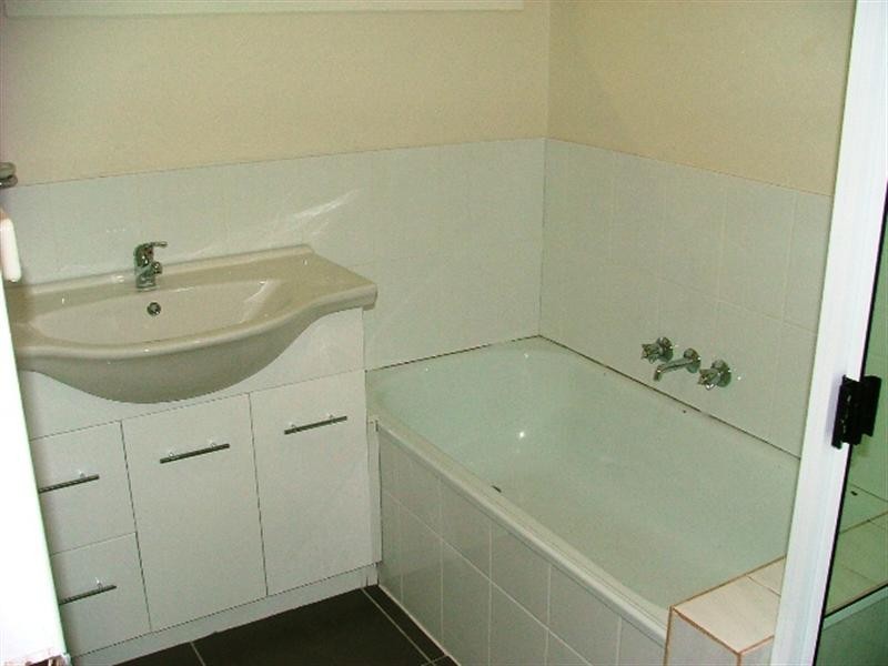 26 Yalumba Street, Kingston QLD 4114