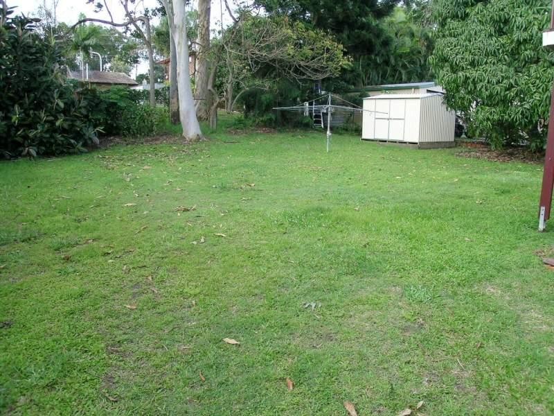 8 Raelene Terrace, Springwood QLD 4127