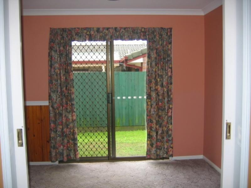 9 Wood Close, Loganholme QLD 4129