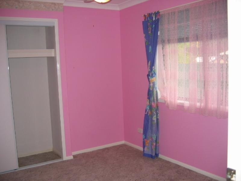 9 Wood Close, Loganholme QLD 4129