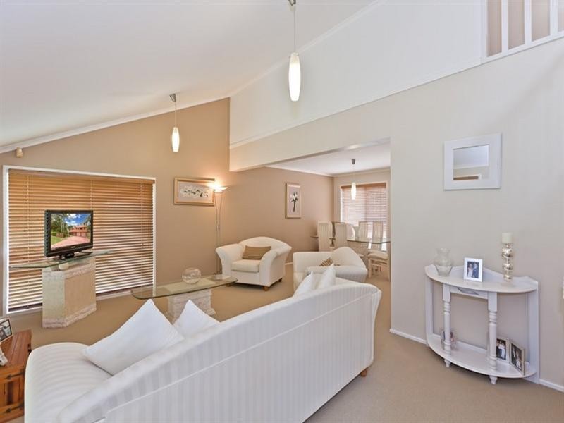 95 Passerine Drive, Rochedale South QLD 4123