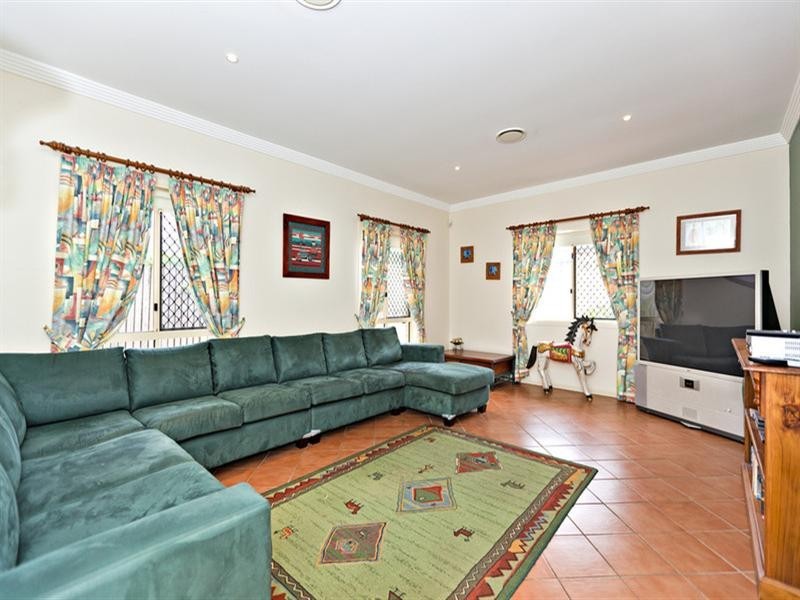 152 Besline Street, Kuraby QLD 4112