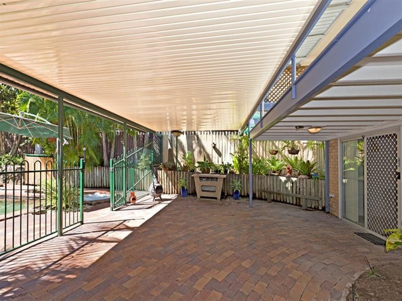 39 Bradley Street, Springwood QLD 4127