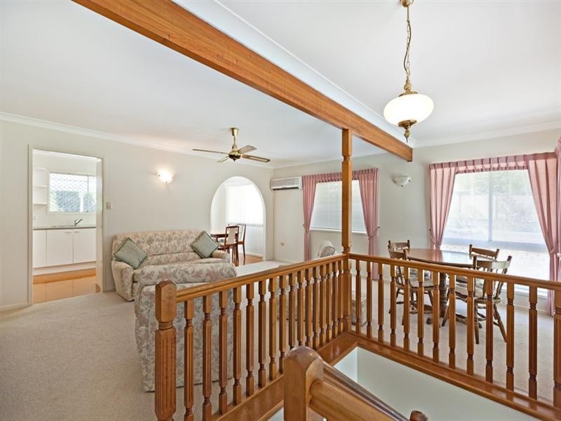 39 Bradley Street, Springwood QLD 4127