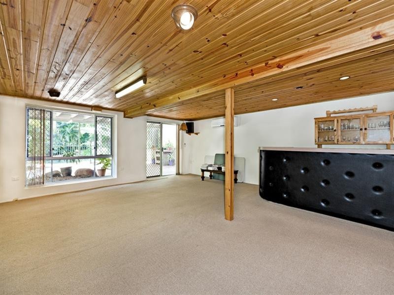 39 Bradley Street, Springwood QLD 4127