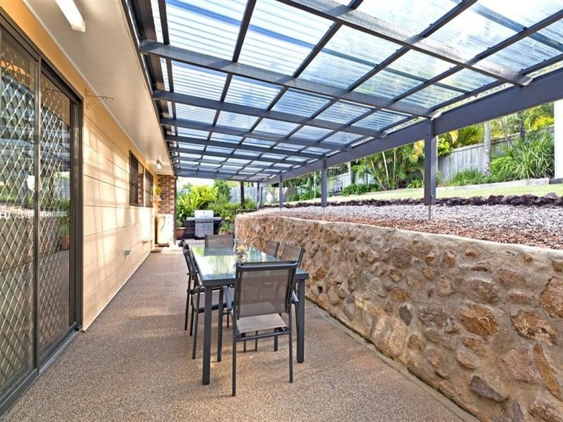 10 Kenthurst Crescent, Rochedale South QLD 4123