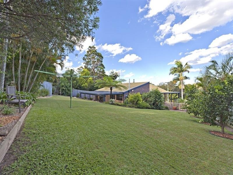 10 Kenthurst Crescent, Rochedale South QLD 4123