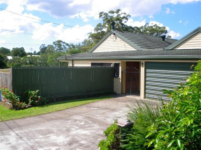 2 Drewie Court, Rochedale South QLD 4123