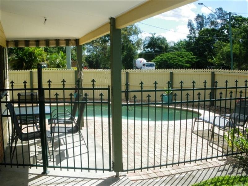 2 Drewie Court, Rochedale South QLD 4123