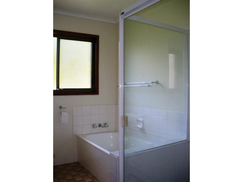 2 Drewie Court, Rochedale South QLD 4123