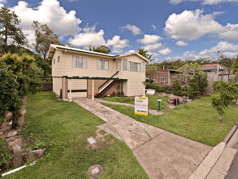 11 Narrawong Street, Rochedale South QLD 4123