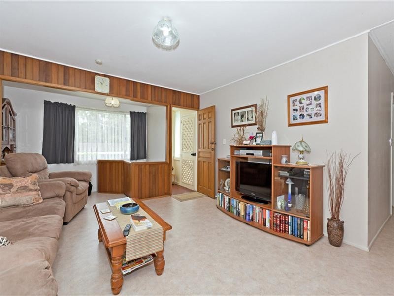 11 Narrawong Street, Rochedale South QLD 4123