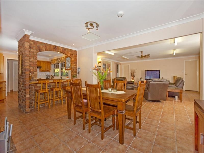 173 Leacroft Road, Burbank QLD 4156