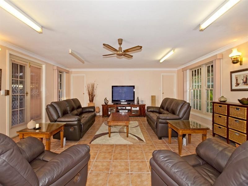 173 Leacroft Road, Burbank QLD 4156