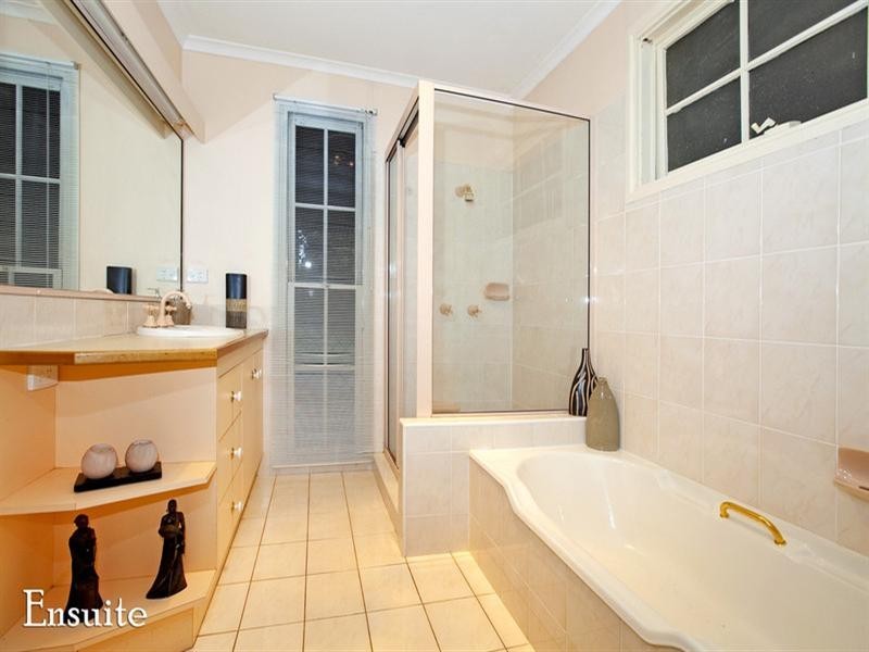 173 Leacroft Road, Burbank QLD 4156