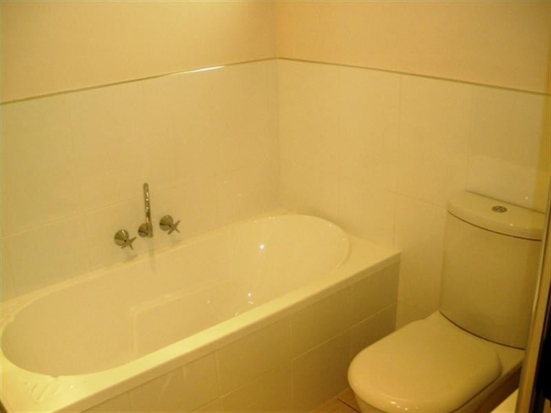 68 Holmead Road, Eight Mile Plains QLD 4113