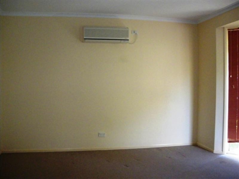 26 Fairmont Crescent, Underwood QLD 4119