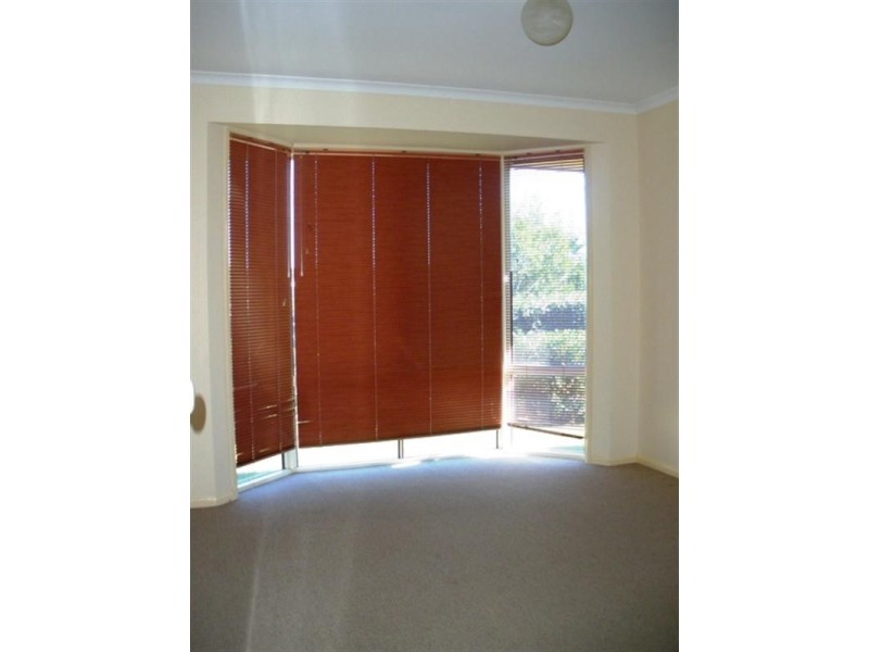 26 Fairmont Crescent, Underwood QLD 4119