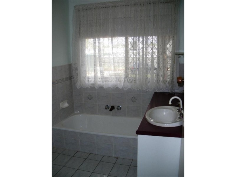 1 Bernice Avenue, Underwood QLD 4119