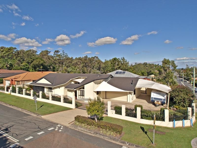 1 Greenview Avenue, Rochedale South QLD 4123