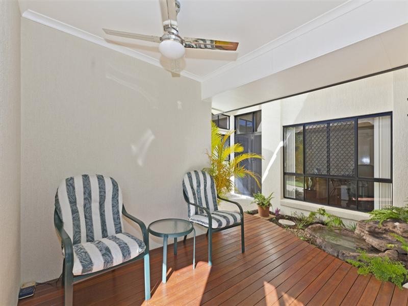 1 Greenview Avenue, Rochedale South QLD 4123