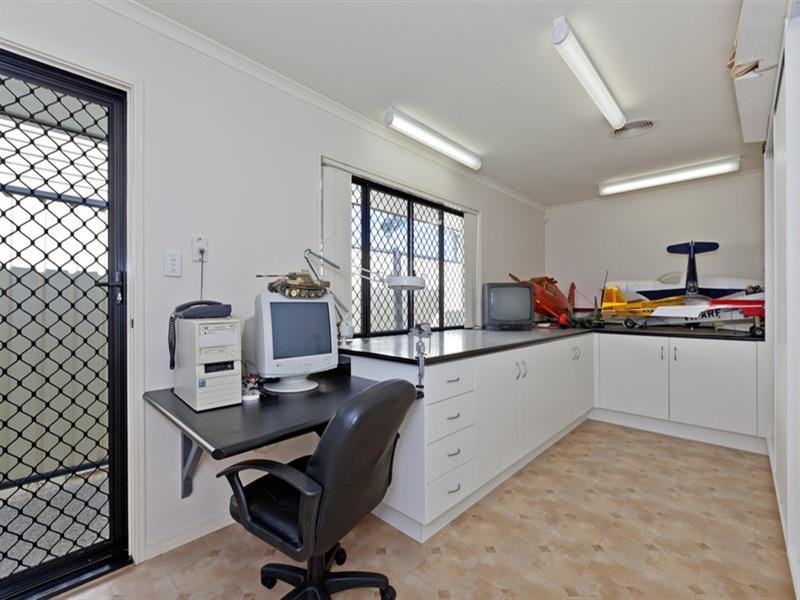 1 Greenview Avenue, Rochedale South QLD 4123