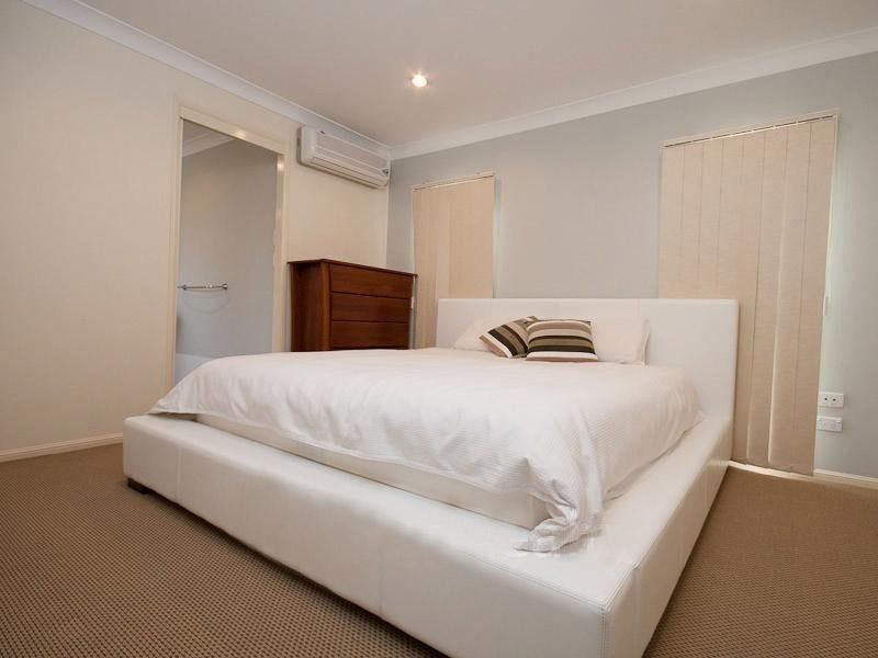5 Van Dieman Crescent, Springwood QLD 4127
