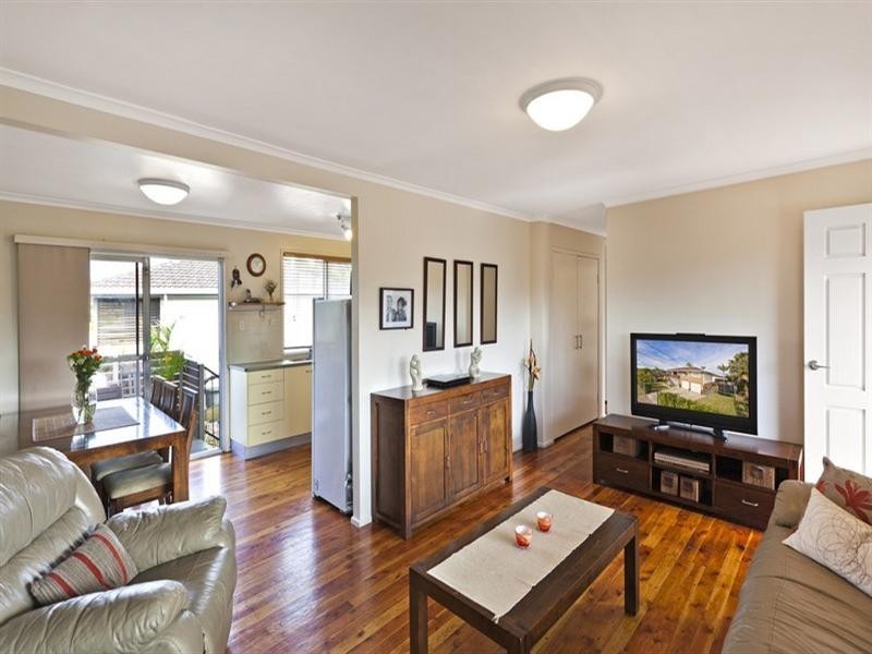 24 Kenthurst Crescent, Rochedale South QLD 4123