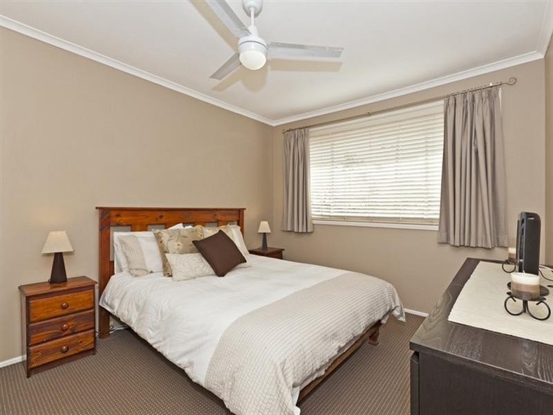 24 Kenthurst Crescent, Rochedale South QLD 4123