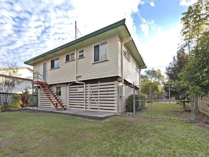 27 Winston Street, Rochedale South QLD 4123