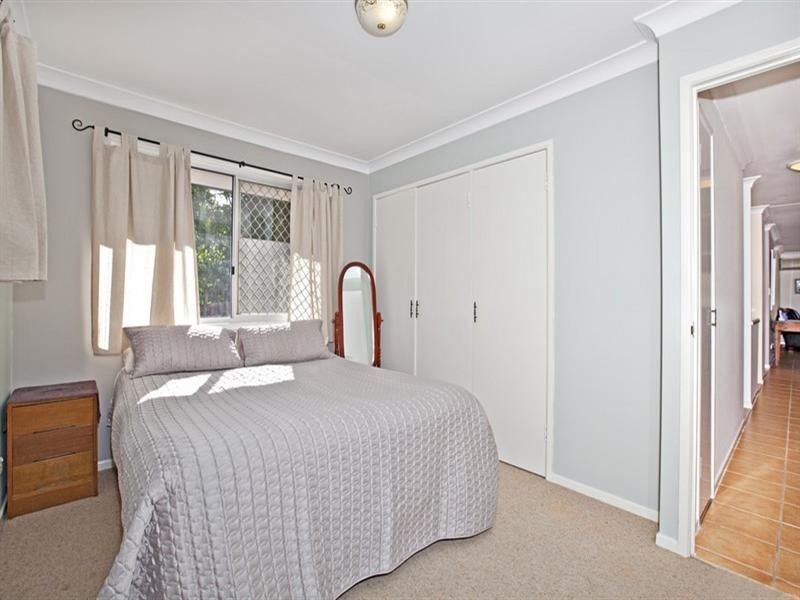 1 Hush Place, Rochedale South QLD 4123