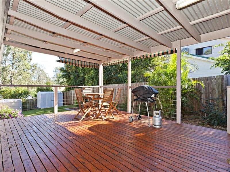 1 Hush Place, Rochedale South QLD 4123