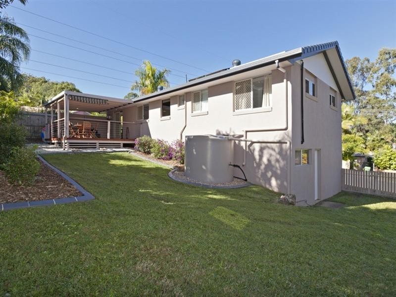 1 Hush Place, Rochedale South QLD 4123