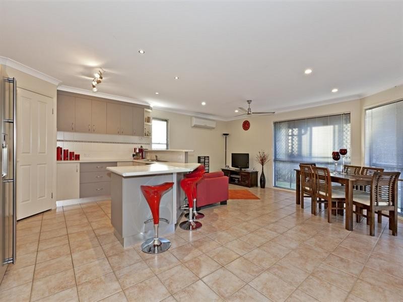 17 Shuttleworth Street, Kuraby QLD 4112