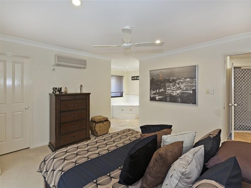 17 Shuttleworth Street, Kuraby QLD 4112